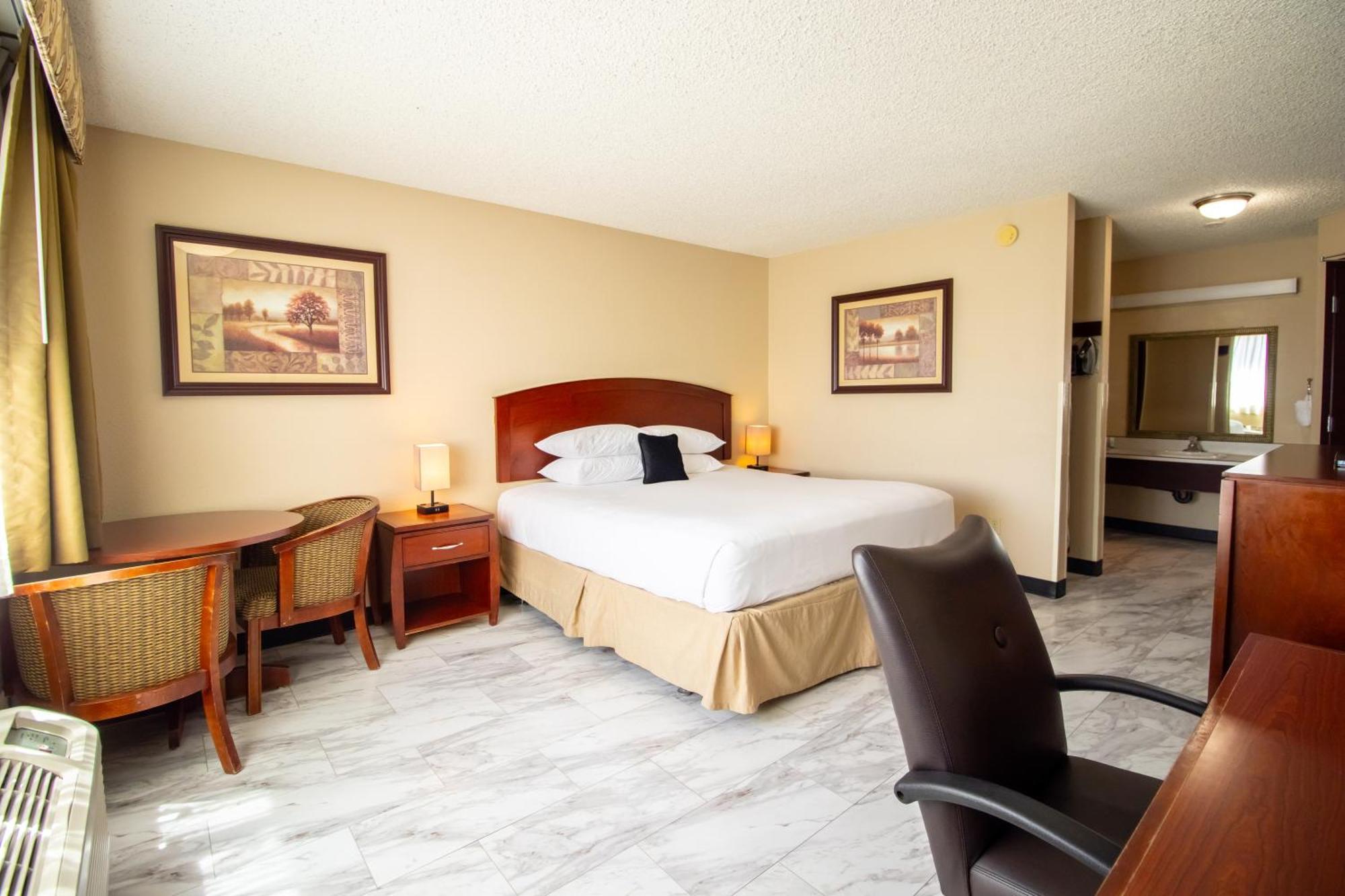 Red Lion Inn & Suites Vancouver Exterior foto